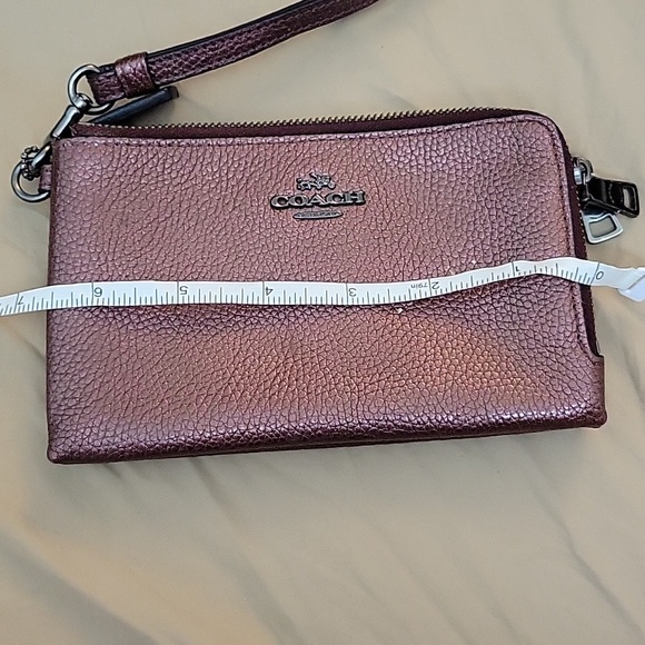 Coach wristlet - Picture 1 of 10